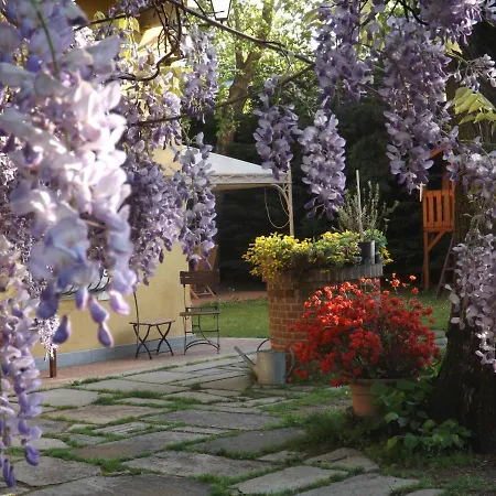 Mirano Bed & Breakfast 3*